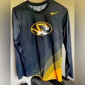 Nike Mizzou Black and Gold Long Sleeve Dri-fit Shirt Size XS